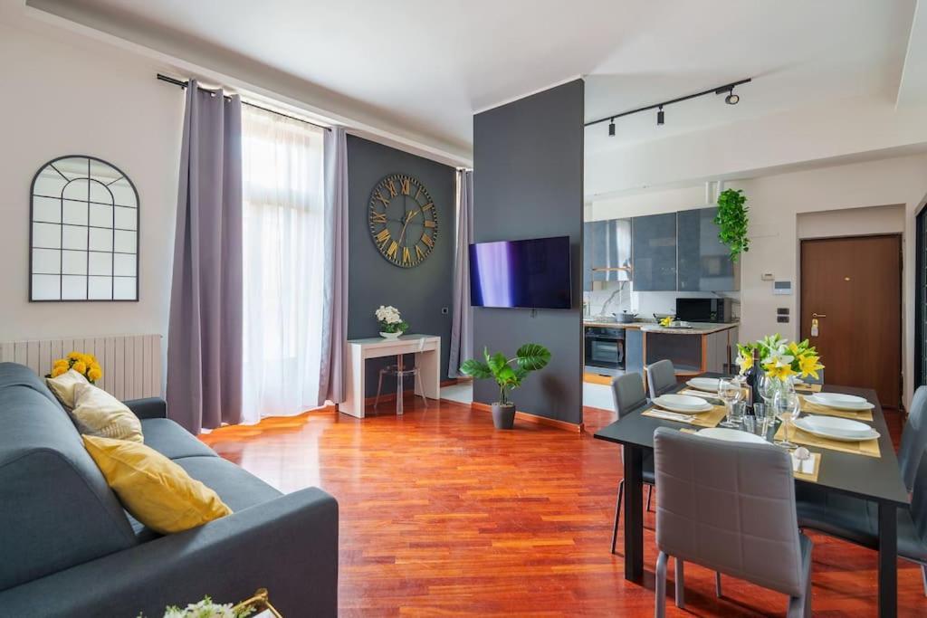 Milano City Apartments - Luxury Apartment In Porta Venezia Eksteriør billede