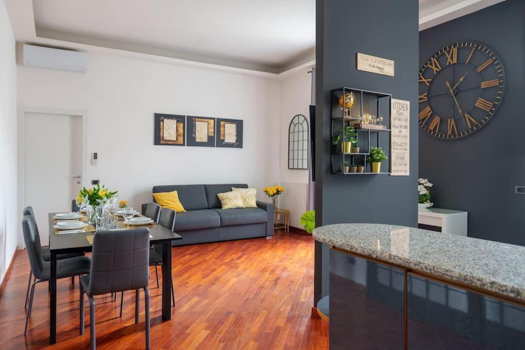 Milano City Apartments - Luxury Apartment In Porta Venezia Eksteriør billede